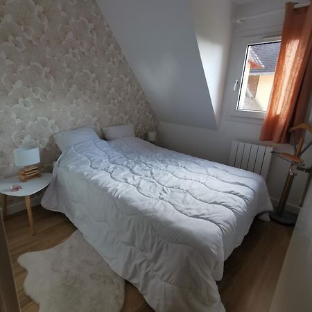 Cabourg Cosy, Appartement Refait A Neuf, 5 Min A Pied De La Mer Экстерьер фото
