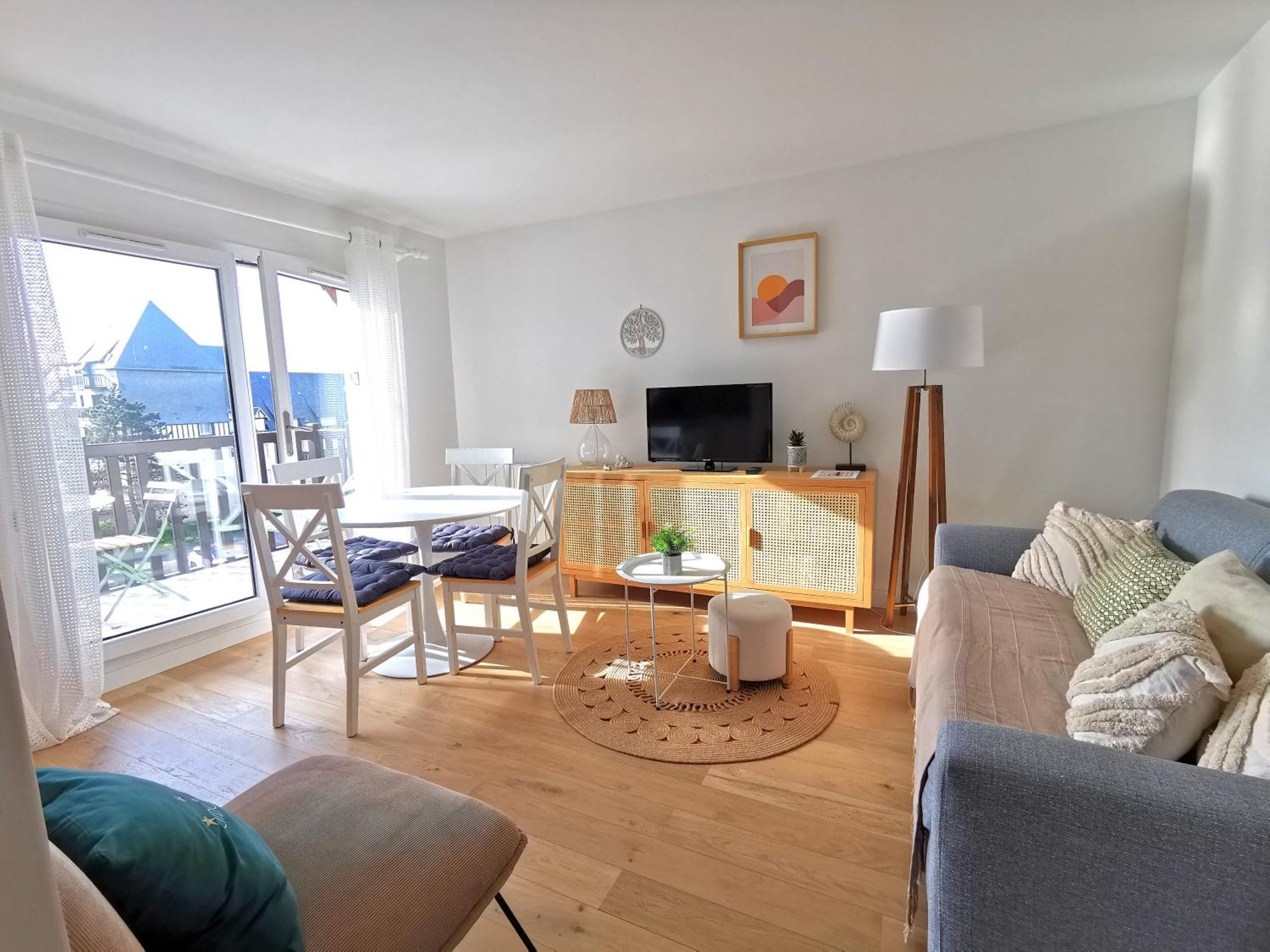 Cabourg Cosy, Appartement Refait A Neuf, 5 Min A Pied De La Mer Экстерьер фото
